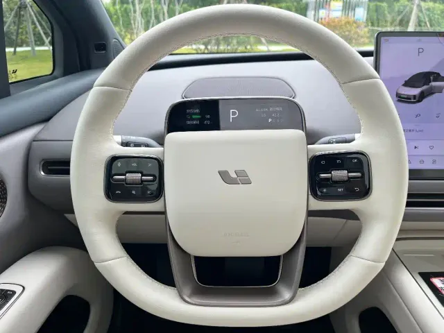 Li Auto i6 — Фото автомобиля 8