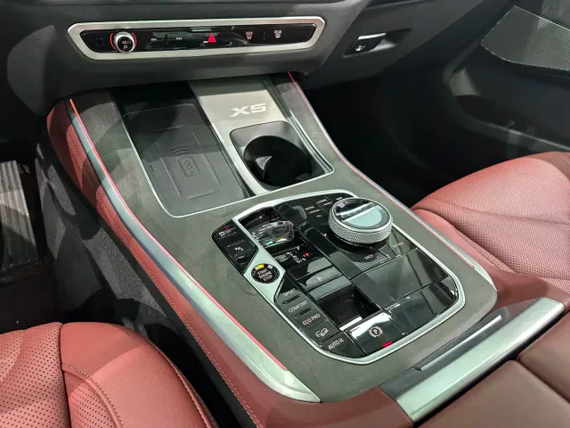 BMW X5 — Фото автомобиля 17
