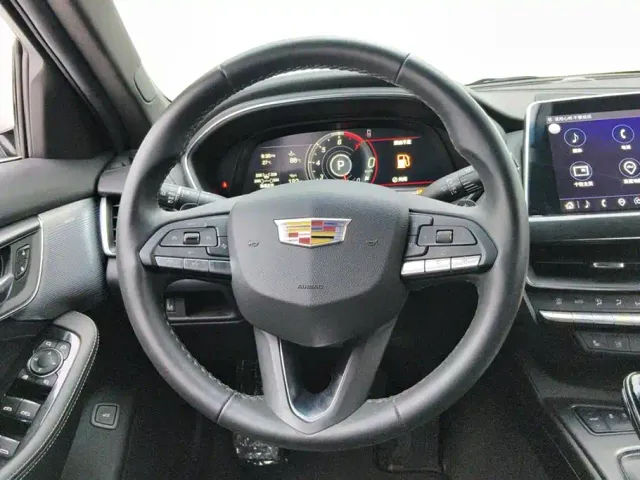 Cadillac CT5 — Фото автомобиля 15