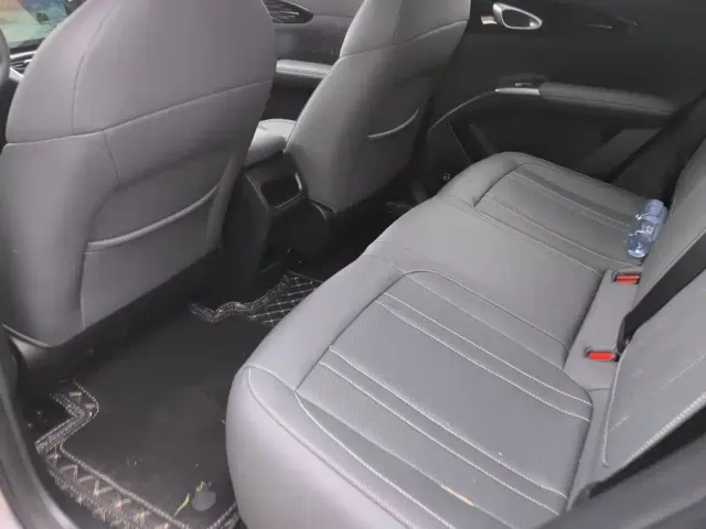 Geely Starry Wish — Фото автомобиля 11
