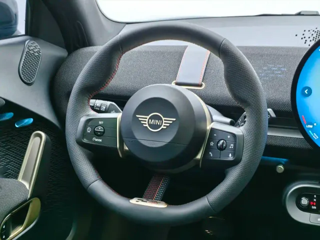 MINI Electric ACEMAN — Фото автомобиля 17