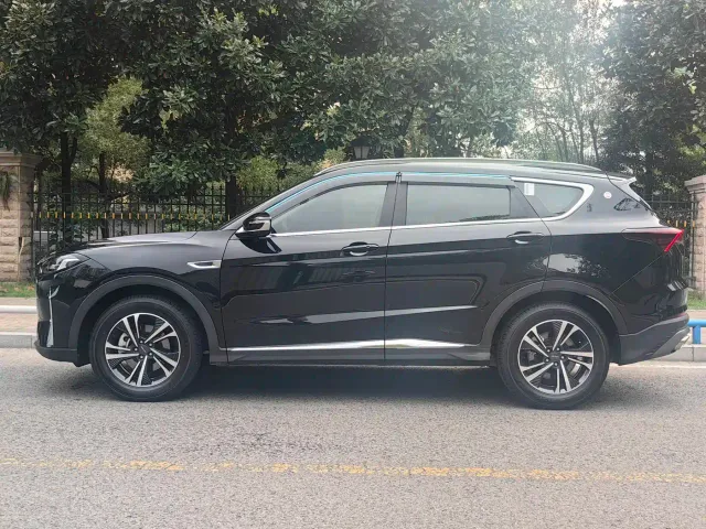 Jetour X70 Plus — Фото автомобиля 8