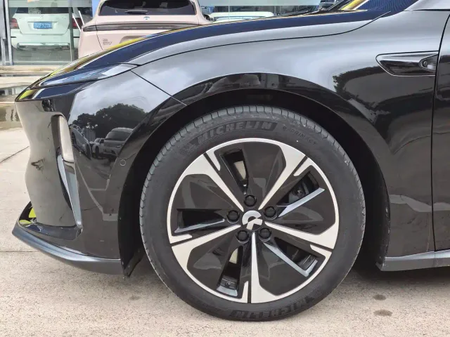 Nio ET5 Touring — Фото автомобиля 8
