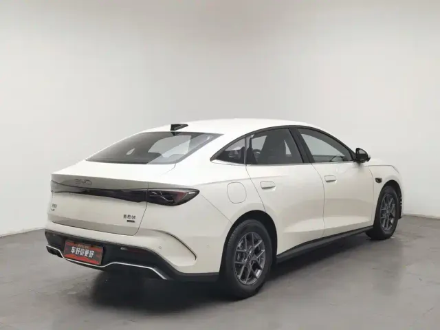 BYD Seal 06 — Фото автомобиля 2