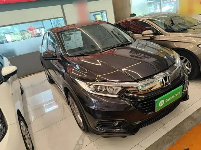 Honda Vezel — Фото автомобиля 3