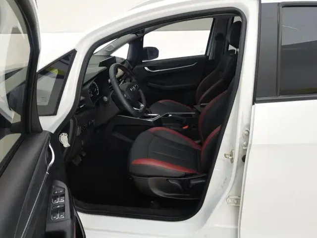 Geely Vision X3 — Фото автомобиля 9