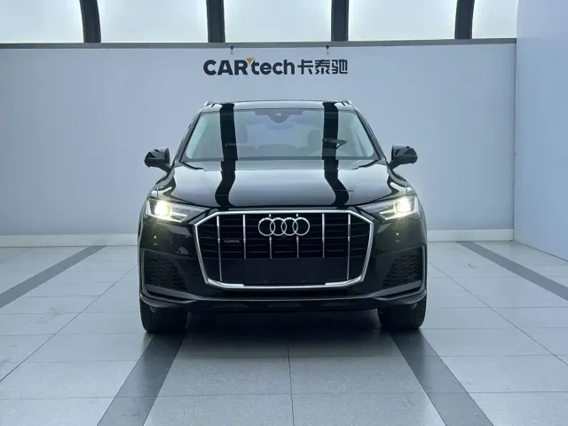 Audi Audi Q7 2022 55 TFSI quattro S line Sport — Фото автомобиля 2