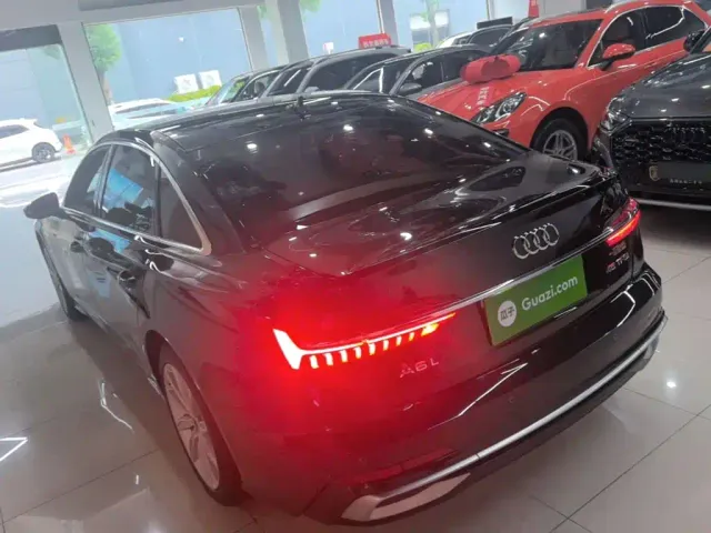 Audi A6L — Фото автомобиля 4