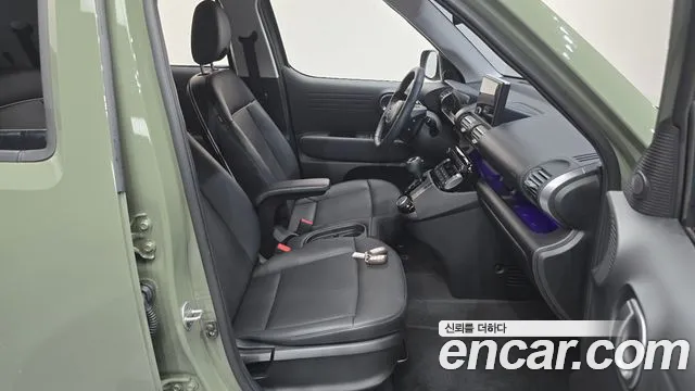 Hyundai Casper Casper Essential — Фото автомобиля 11