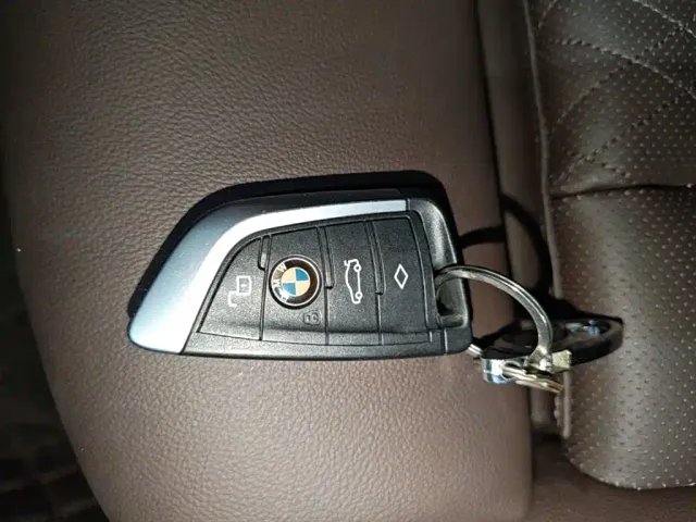 BMW i3 — Фото автомобиля 8