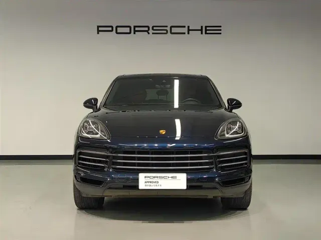 Porsche Cayenne — Фото автомобиля 3