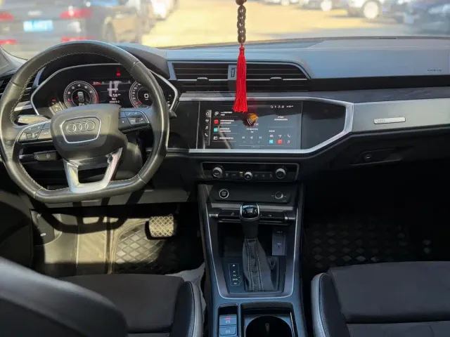 Audi Q3 — Фото автомобиля 18