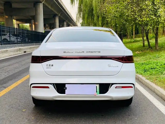 BYD Qin PLUS — Фото автомобиля 15
