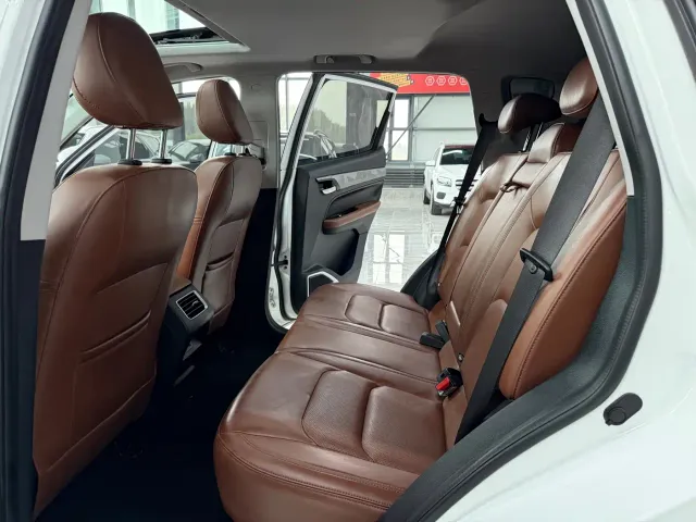 Geely Vision X6 — Фото автомобиля 20