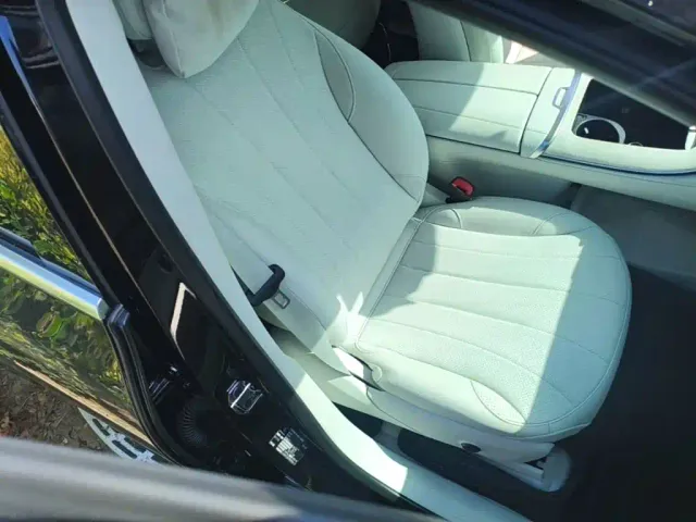 Mercedes-Benz EQE SUV — Фото автомобиля 24