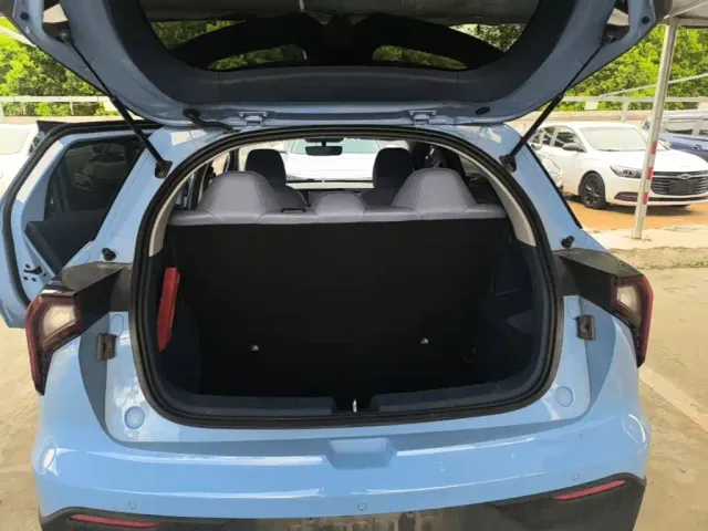 Geely Geometry E Firefly — Фото автомобиля 18