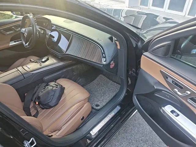 Mercedes-Benz E-Class — Фото автомобиля 8
