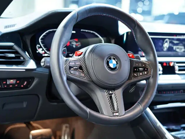 BMW M4 — Фото автомобиля 24