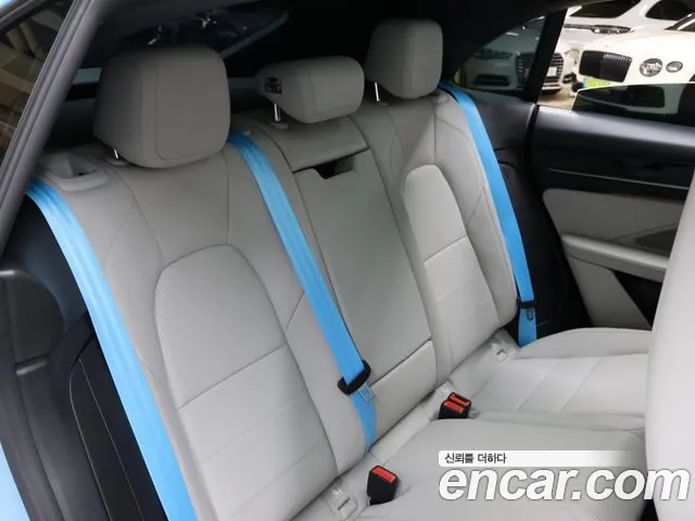 Porsche Macan Electric — Фото автомобиля 19