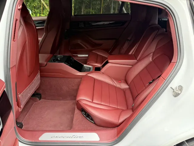 Porsche Panamera — Фото автомобиля 7