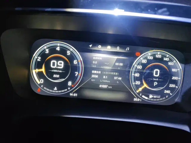 GAC Trumpchi M8 — Фото автомобиля 12