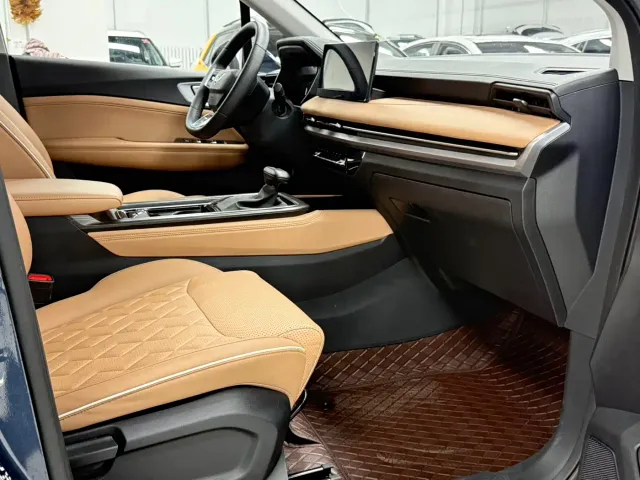 Wuling Jiachen — Фото автомобиля 18