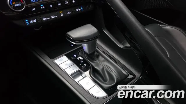 Hyundai Avante CN7 — Фото автомобиля 12