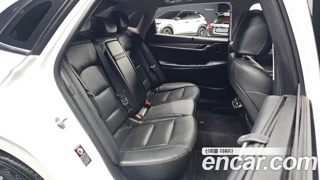 Hyundai Grandeur (New) Hybrid — Фото автомобиля 17