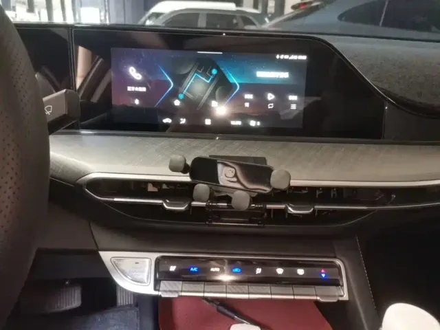 Changan Eado — Фото автомобиля 12