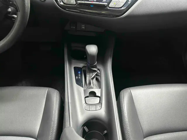 Toyota IZOA — Фото автомобиля 7