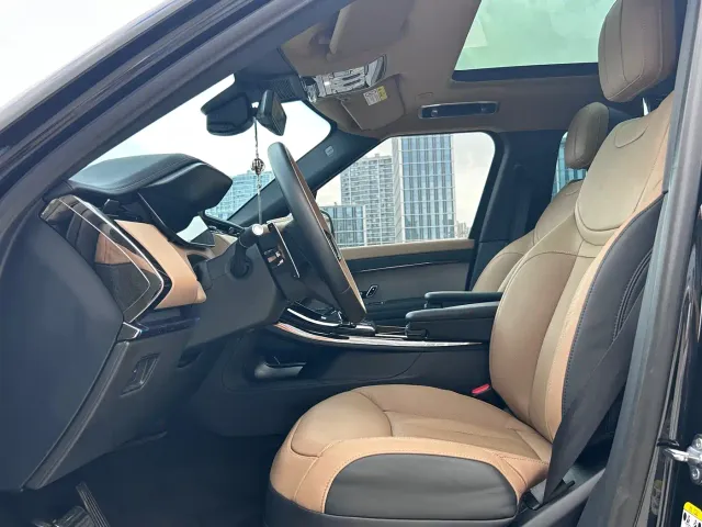 Land Rover Range Rover Sport — Фото автомобиля 9