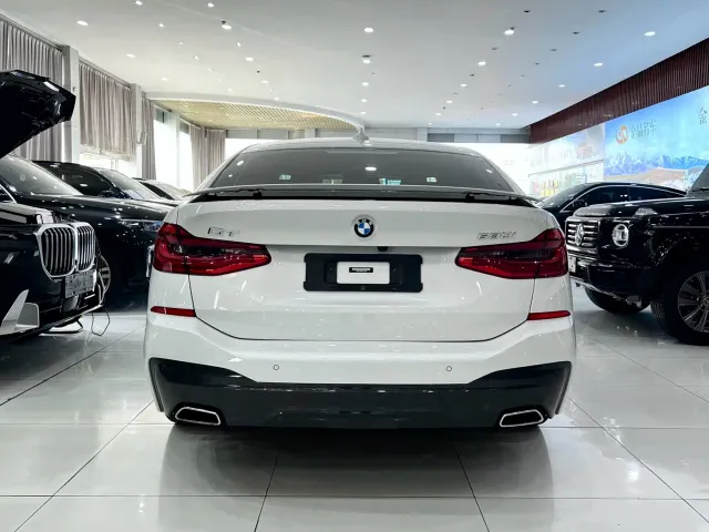 BMW 6 Series Gran Turismo — Фото автомобиля 5