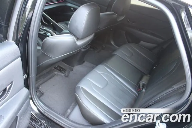 Hyundai Avante CN7 — Фото автомобиля 15