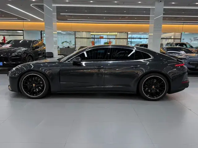 Porsche Panamera — Фото автомобиля 7