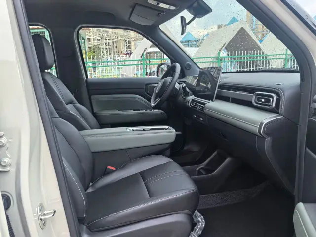 Baojun Yep Plus — Фото автомобиля 11