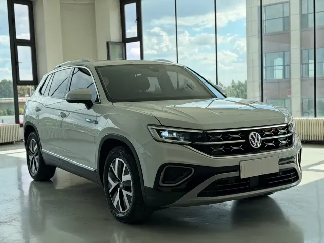 Volkswagen Tayron — Фото автомобиля 3