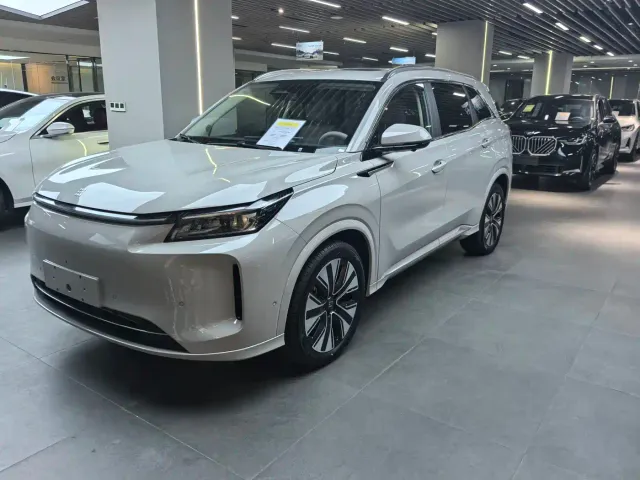 Фотография автомобиля — Landian E5 PLUS