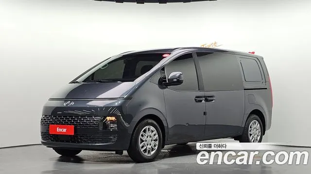 Фотография автомобиля — Hyundai Staria