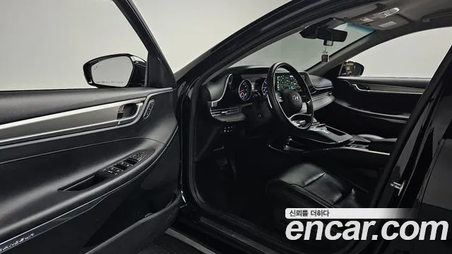 Hyundai Grandeur Новый Grandeur IG 3.0 LPi (Для проката) — Фото автомобиля 11