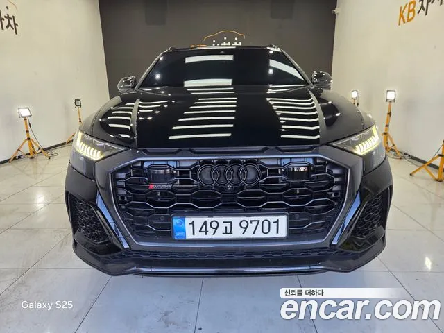 Audi RSQ8 — Фото автомобиля 2