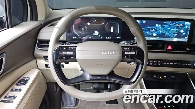 Kia Carnival Generation 4 — Фото автомобиля 13