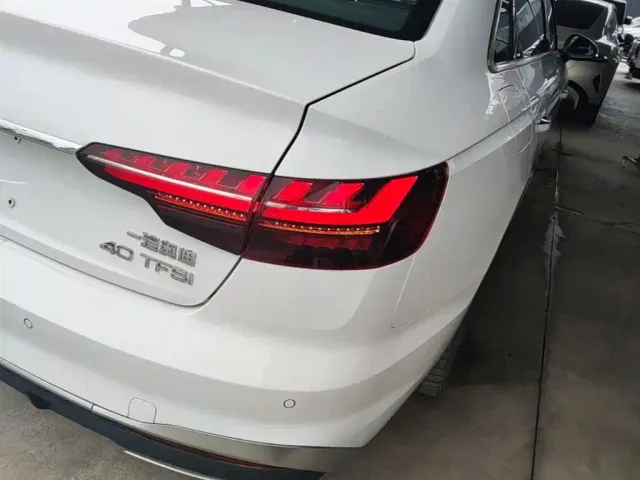 Audi A4L — Фото автомобиля 7