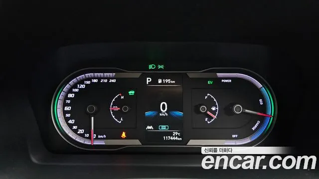 Hyundai Tucson NX4 — Фото автомобиля 8