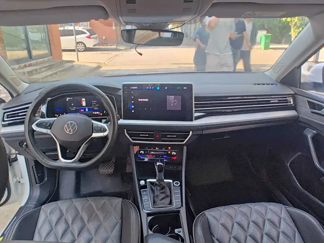 Volkswagen Sagitar — Фото автомобиля 5