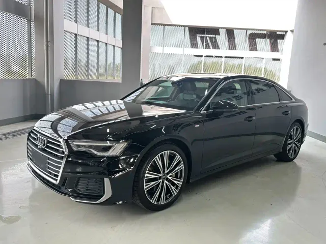 Фотография автомобиля — Audi A6L