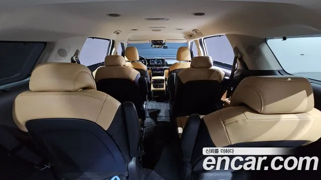 Kia Carnival 4th Gen — Фото автомобиля 30