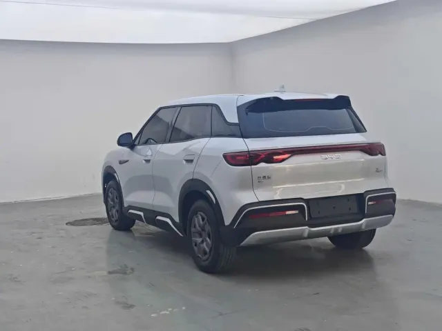 BYD Yuan UP — Фото автомобиля 9