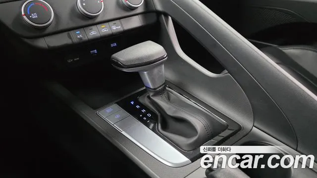Hyundai Avante CN7 — Фото автомобиля 12