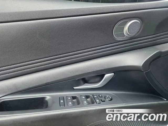 Hyundai AVANTE Avante (CN7) — Фото автомобиля 16
