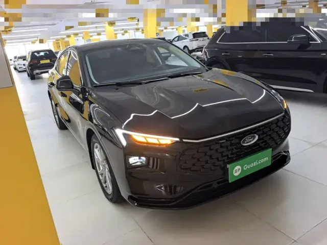 Ford Mondeo — Фото автомобиля 3